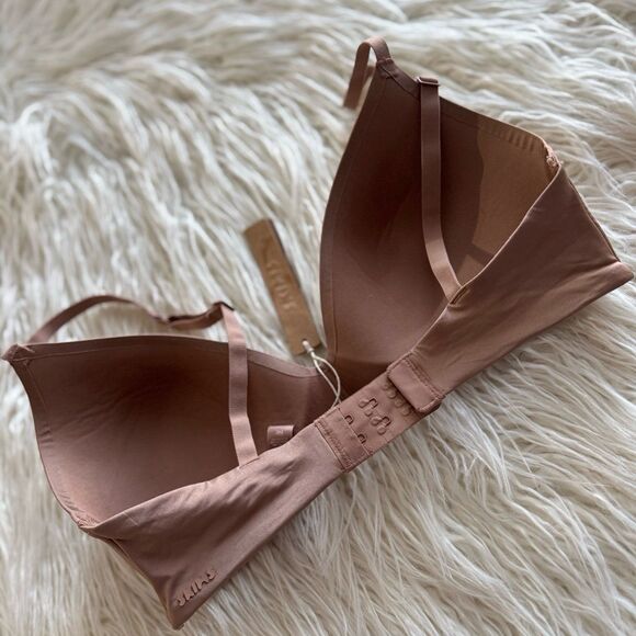 Skims Wireless Form T-shirt Bra Sienna Size 34C - Picture 5 of 6